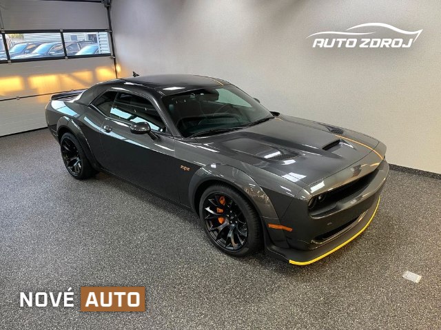 Dodge Challenger R/T 6.4 V8, 362kW, A, 2d.